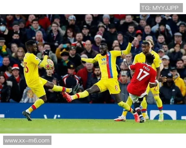 多特蒙德计划租借曼城22岁右边锋鲍勃水晶宫富勒姆同样表达兴趣