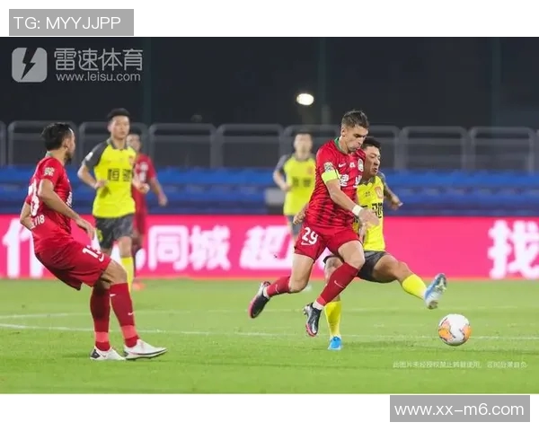 霍福德背靠背缺席邓利维强调监控轮换球员的重要性